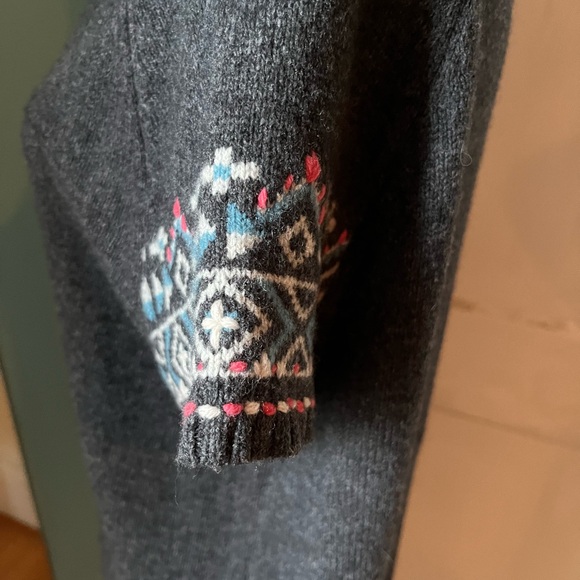 Sundance . Very expensive store in the galleria in Edina - Picture 5 of 6